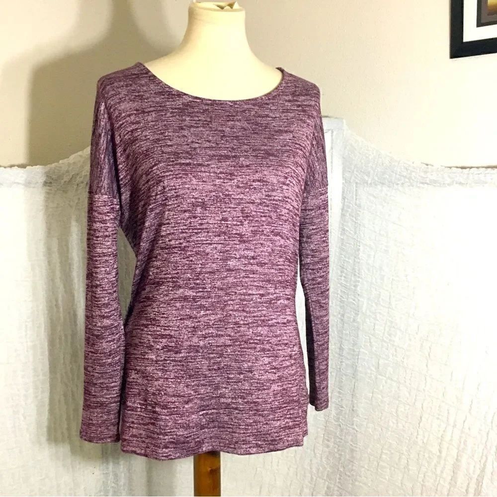 Athleta T-Crossover Top Size Small - Picture 2 of 9